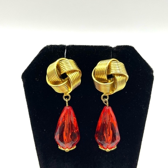 Love Knot Earrings with Red Clear Dangling Beads Gold Tone Earrings ❤️ - Picture 10 of 10
